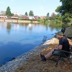 Rybáři v Dačicích oslavili sto let od založení spolku závodem na Peráčku
