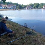 Rybáři v Dačicích oslavili sto let od založení spolku závodem na Peráčku