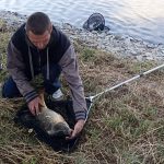 Rybáři v Dačicích oslavili sto let od založení spolku závodem na Peráčku