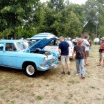 Farskou louku v Lomnici nad Lužnicí zaplnily veteránské vozy
