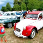 Farskou louku v Lomnici nad Lužnicí zaplnily veteránské vozy