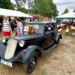 Farskou louku v Lomnici nad Lužnicí zaplnily veteránské vozy
