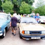 Farskou louku v Lomnici nad Lužnicí zaplnily veteránské vozy