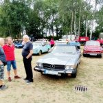 Farskou louku v Lomnici nad Lužnicí zaplnily veteránské vozy