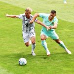 Vyprodaný Střelecký ostrov viděl vítězství Slavie. Dynamo navíc přišlo o vyloučeného Horu