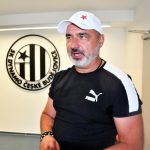 Vyprodaný Střelecký ostrov viděl vítězství Slavie. Dynamo navíc přišlo o vyloučeného Horu