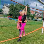 Sportovní víkend v Hrazánkách se vydařil. V neděli cvičili na hřišti také psi