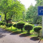 V Červené nad Vltavou někdo instaloval nelegální radar a dopravní značky