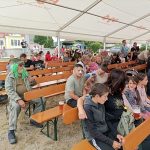 Pohádkový Chlum je v plném proudu. Ve středu pokračoval pěveckou soutěží Zpívající žába