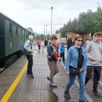 Parní léto v Dačicích déšť nepřekazil. Jízdu historickou lokomotivou si lidé nenechali ujít