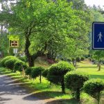 Nelegální radar i dopravní značky v Červené nad Vltavou jsou pryč