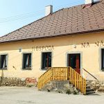 V Chlumu u Třeboně pokračují opravy žítečského kulturního domu. Na řadě je letos hospoda