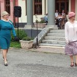 Slavonická tančírna si oblíbila módu první republiky. Předvede ji v neděli na slavnosti v Mláce