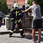 Železní hasiči v plné výstroji bojovali s nástrahami tratě i výhní na náměstí v Týně