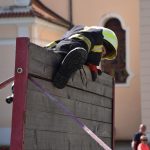 Železní hasiči v plné výstroji bojovali s nástrahami tratě i výhní na náměstí v Týně