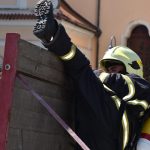 Železní hasiči v plné výstroji bojovali s nástrahami tratě i výhní na náměstí v Týně