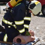 Železní hasiči v plné výstroji bojovali s nástrahami tratě i výhní na náměstí v Týně