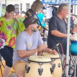 Táboráci si přišli poslechnout muziku a přispívali na plnění přání nemocným dětem