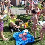 Děti si v hradeckém aquaparku užívaly vánoční radovánky