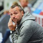 Motor na ledě dominoval a otočil přípravu s Kometou. Harris korunoval svůj výkon gólem v oslabení