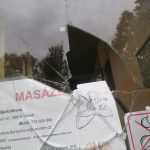 V Záhoří řádil vandal. Událost řeší policie