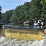 Na plavbu po Vltavě vyrazilo pět kuriozních plavidel
