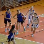 Juniorky BK Strakonice dělají v přípravě svému trenérovi radost