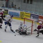 Kohouti smetli Chomutov ve druhé třetině čtyřmi góly