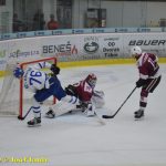 Kohouti smetli Chomutov ve druhé třetině čtyřmi góly