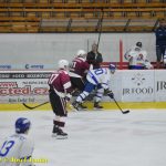 Kohouti smetli Chomutov ve druhé třetině čtyřmi góly