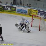 Kohouti smetli Chomutov ve druhé třetině čtyřmi góly