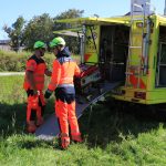Záchranáři, policisté a hasiči cvičili ve Strakonicích záchranu lidí z vody
