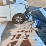 Při ranní nehodě na obchvatu Chýnova se zranila žena. Křižovatka je nebezpečná hlavně pro nejisté řidiče, říká odborník