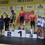 Adam Ťoupalík v první etapě silničního závodu Okolo jižních Čech na stupních vítězů