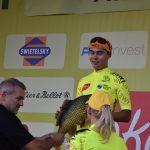 Adam Ťoupalík v první etapě silničního závodu Okolo jižních Čech na stupních vítězů