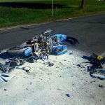 V Malšicích těžká nehoda motorkáře, v Jistebnici měli účastníci nehody štěstí
