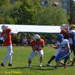 VIDEO: Tábor hostil turnaj v americkém fotbalu Summer Games. Domácí Foxes se utkali s týmy z vyšší soutěže