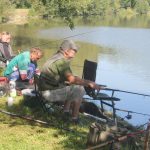 Závodu v Miroticích se zúčastnilo 69 rybářů. Vítěz nachytal šest a půl metru ryb