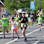 Pro domácí hospic Athelas běželo mezi mosty 505 lidí. Kamenný most přešel i jelen