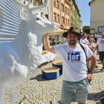 Pro domácí hospic Athelas běželo mezi mosty 505 lidí. Kamenný most přešel i jelen