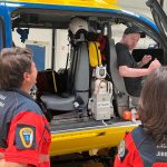 Slavný fotograf Miro Majcen přežil havárii letounu na Písecku. Teď přijel poděkovat jihočeským záchranářům