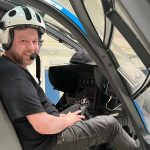 Slavný fotograf Miro Majcen přežil havárii letounu na Písecku. Teď přijel poděkovat jihočeským záchranářům