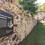 Vimperk otevřel Stezku okolo hradeb s novými informačními panely