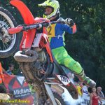 VIDEO: Roman Körber obhájil prvenství na Strmém vrchu. V trialu přidal po napínavém souboji stříbro