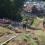 VIDEO: Roman Körber obhájil prvenství na Strmém vrchu. V trialu přidal po napínavém souboji stříbro