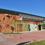 V českobudějovickém areálu Akademie věd vzniká velkoformátové graffiti