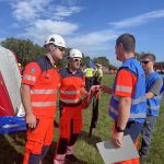 Hromadné neštěstí na železničním přejezdu. Složky IZS prověřily při cvičení spolupráci a postupy při mimořádné události