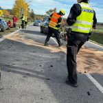 U Kosova na Českobudějovicku se střetla tři auta. Čtyři zranění, silnice je uzavřená