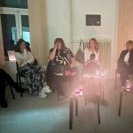Kartářka Lily nahlížela v komunitním centru do budoucnosti