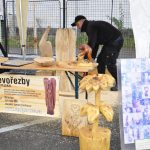 Milevská prodejna Stihl ožila dnem otevřených dveří i soutěžemi. S pilou si nejlépe poradil Vít Kozák